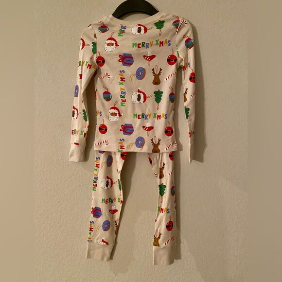 H&M New Boy’s Christmas Holiday Beige All over print Pajamas  8 years - Picture 2 of 3
